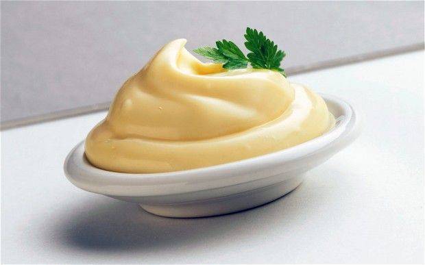 Cách làm sốt mayonnaise ngon hơn đi mua