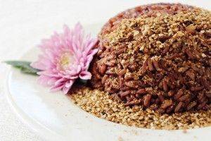Đồ thực dưỡng: Cơm gạo lức muối mè