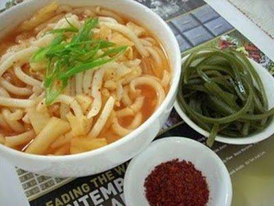Món chay : Bánh Canh Kimchi Hàn Quốc