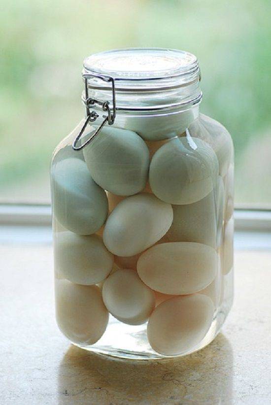 Hướng dẫn 2 cách làm trứng muối đơn giản tại nhà