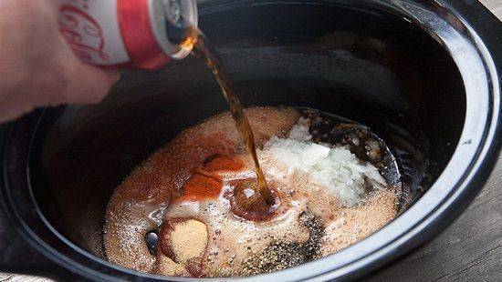 Cách làm món gà hầm với sốt BBQ Coca Cola cực ngon