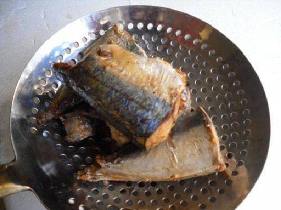 Cách làm cá nục kho măng dân dã ngon cơm