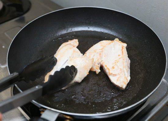 Cách làm món thịt gà nướng cuốn bánh tráng