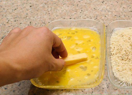 Cách làm phô mai que chuẩn hương vị Ý