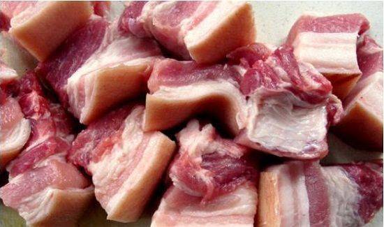 Cách làm món thịt lợn xào xả ớt cực đơn giản
