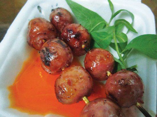 10 món ăn đường phố Việt Nam nổi tiếng Sài Gòn