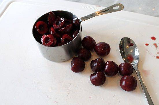 Cách làm Sangria dưa hấu với quả cherry hoàn hảo cho mùa hè