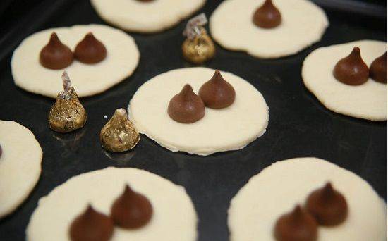 Cách làm bánh quy socola kẹo dẻo cực đơn giản