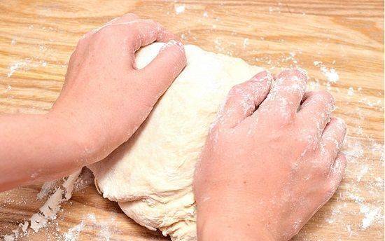 Cách làm bánh mì phô mai chiên cho các tín đồ ăn vặt