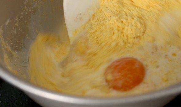 Cách làm bánh ngô vàng ươm thơm ngon cho bữa sáng
