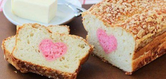 Cách làm bánh mì nhân hình trái tim cực đơn giản
