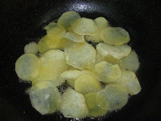 Cách làm bim bim khoai tây siêu đơn giản