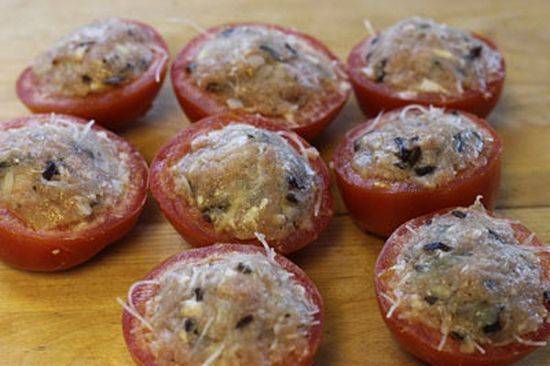 Cách nấu các món ăn ngon: Cà chua nhồi thịt
