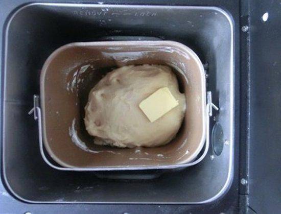 Cách làm món bánh dứa hình xoắn ốc ngon mê ly