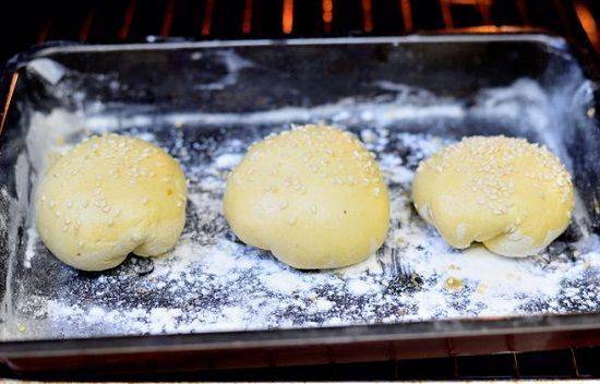 Cách làm bánh nướng nhân đậu đỏ của Trung Quốc