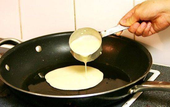 Cách làm bánh Pancake hải sản Hàn Quốc