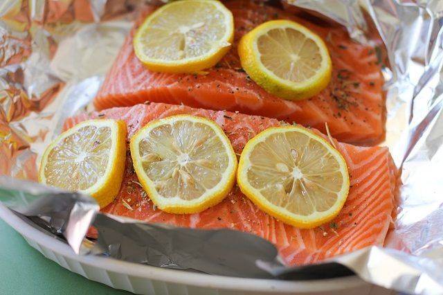 Cách làm cá hồi nướng tiêu ngon cơm bữa tối