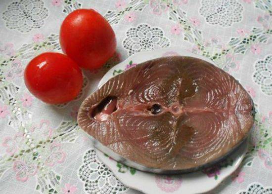 Làm sao nấu món cá ngừ sốt cà chua đậm đà