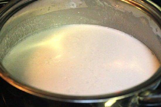 Giải nhiệt với cách làm chè chuối nước cốt dừa đơn giản