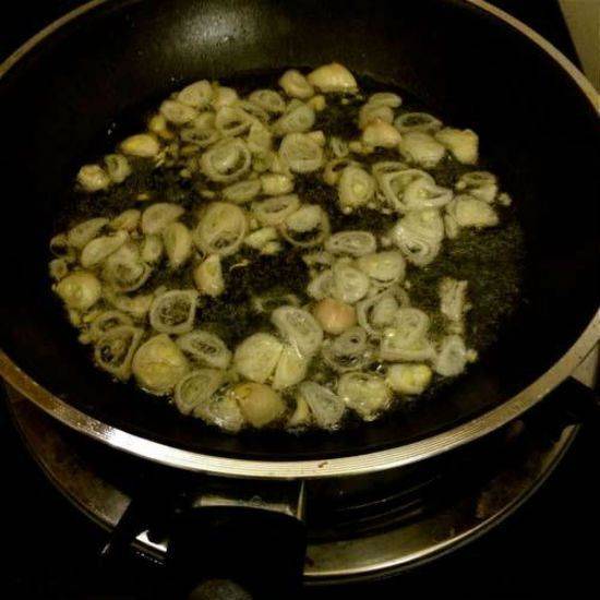 Cách nấu chè trôi nước khoai lang tím đơn giản dễ làm