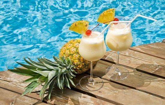 Cách làm Cocktail Pina Colada cho ngày hè cực đã