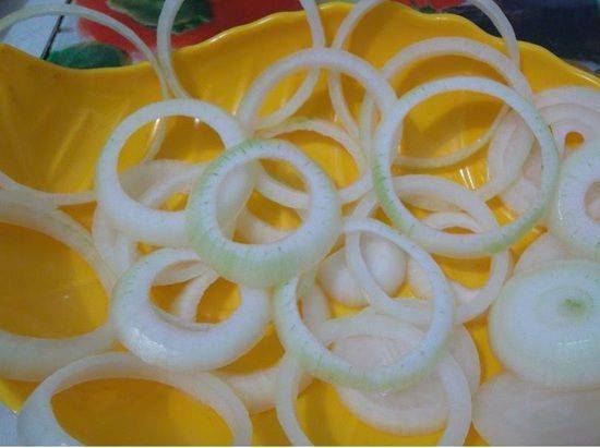 Cách làm mực trộn bông cải xanh hấp dẫn