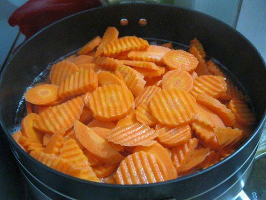 Học cách làm mứt cà rốt theo kiểu truyền thống để đón tết