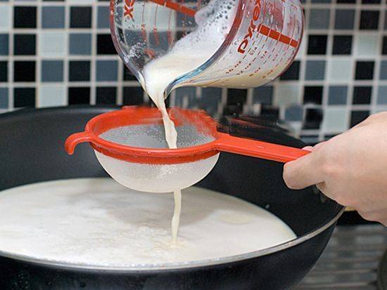 Cách làm sữa đậu nành theo phương pháp thủ công