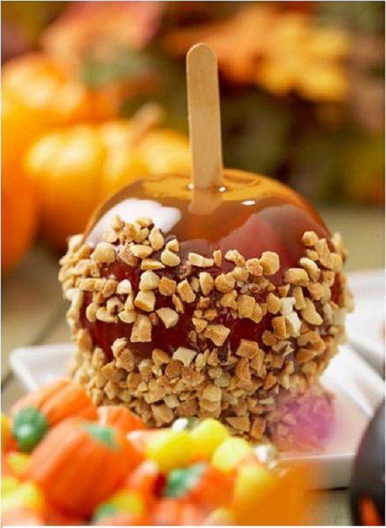 Cách làm kẹo “ Táo độc” caramel cho ngày Halloween