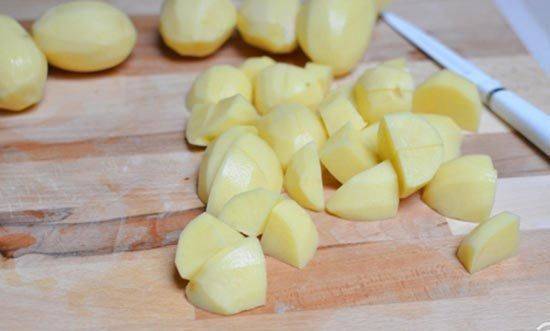 Ngon cơm với món sườn heo om khoai tây