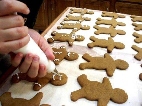 Cách làm bánh quy gừng cho ngày lễ giáng sinh