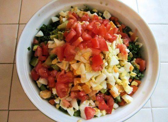 Cách làm salad rau củ hỗn hợp tươi mát bổ dưỡng mùa hè