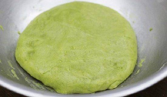 Cách làm bánh dẻo trà xanh cho mùa tết trung thu