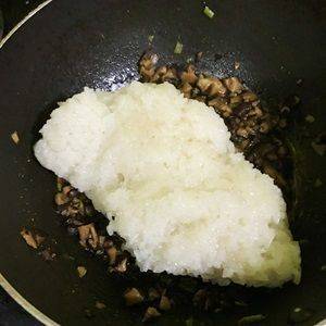 Xíu mại chay nhân gạo nếp và nấm