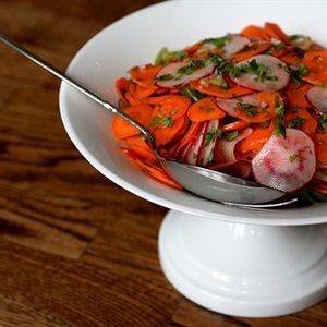 Salad cà rốt trộn củ cải đỏ