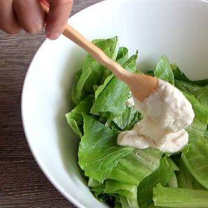Salad ức gà sốt Caesar - Caesar Salad