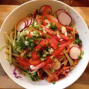 Salad rau củ Thái