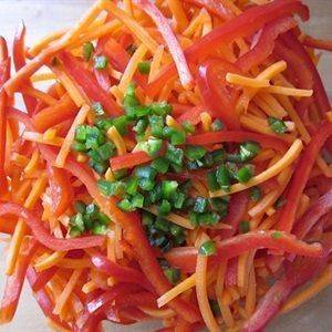 Salad cà rốt ớt chuông