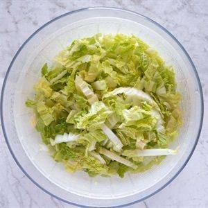Salad cải thảo hương rượu