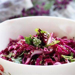 Salad bắp cải tím đơn giản