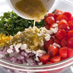 Salad đậu lăng cà chua