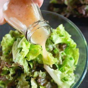 Salad xà lách dầu giấm