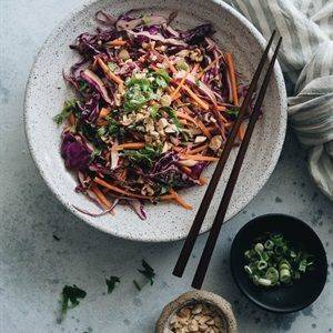 Salad bắp cải tím kiểu Hoa