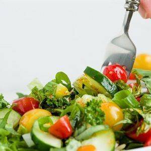 Salad rau quả giảm cân