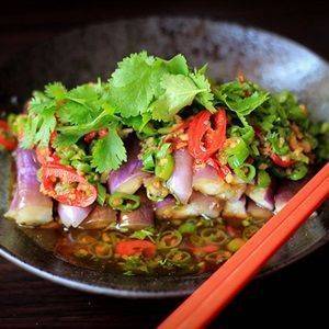 Salad cà tím cay Trung Hoa