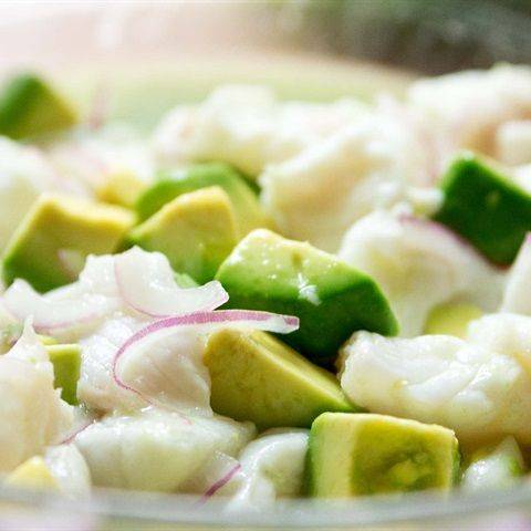 Salad cá tái chanh