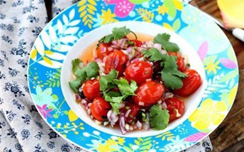 Salad cà chua thanh mát