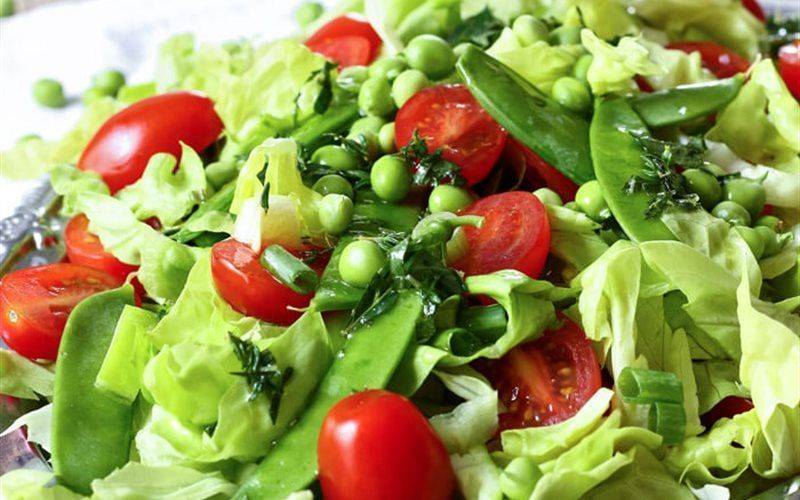 Salad rau canh cà chua
