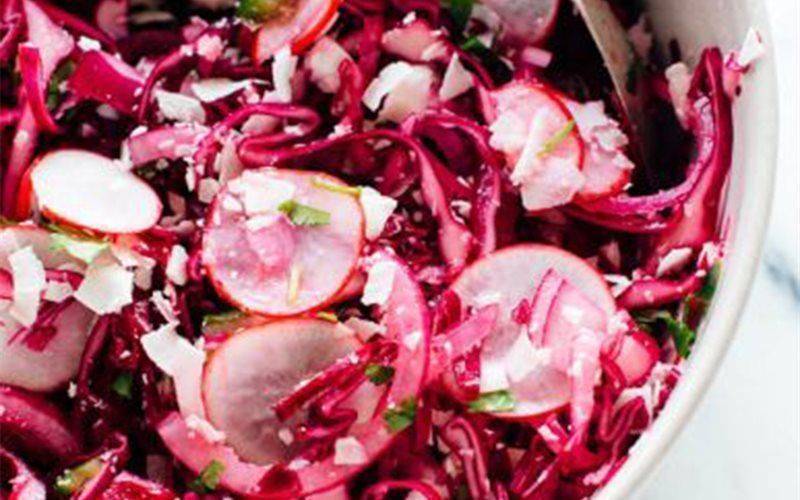 Salad rau củ hồng tươi