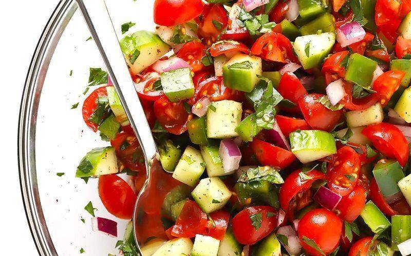 Salad dưa leo ớt cà chua